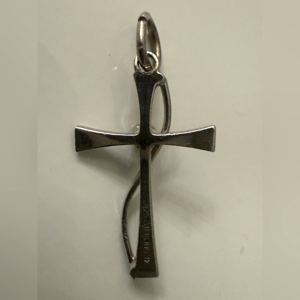 Vintage Signed Sterling Silver Diamond Cross Necklace Pendant - Picture 6 of 6